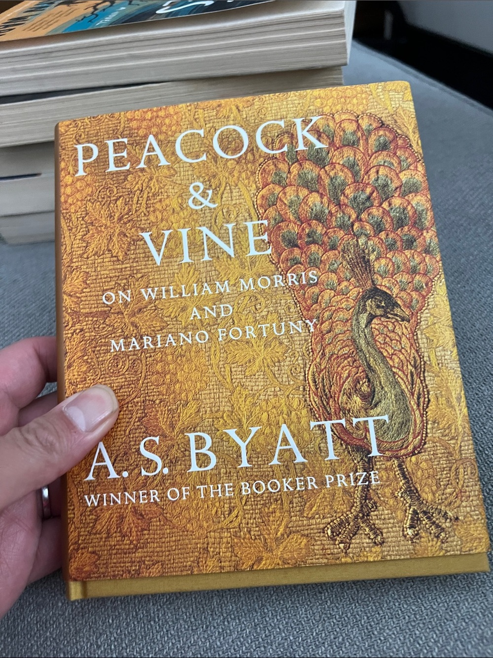 Peacock & Vine: On William Morris and Mariano Fortuny by A.S. Byatt Orig $26.95